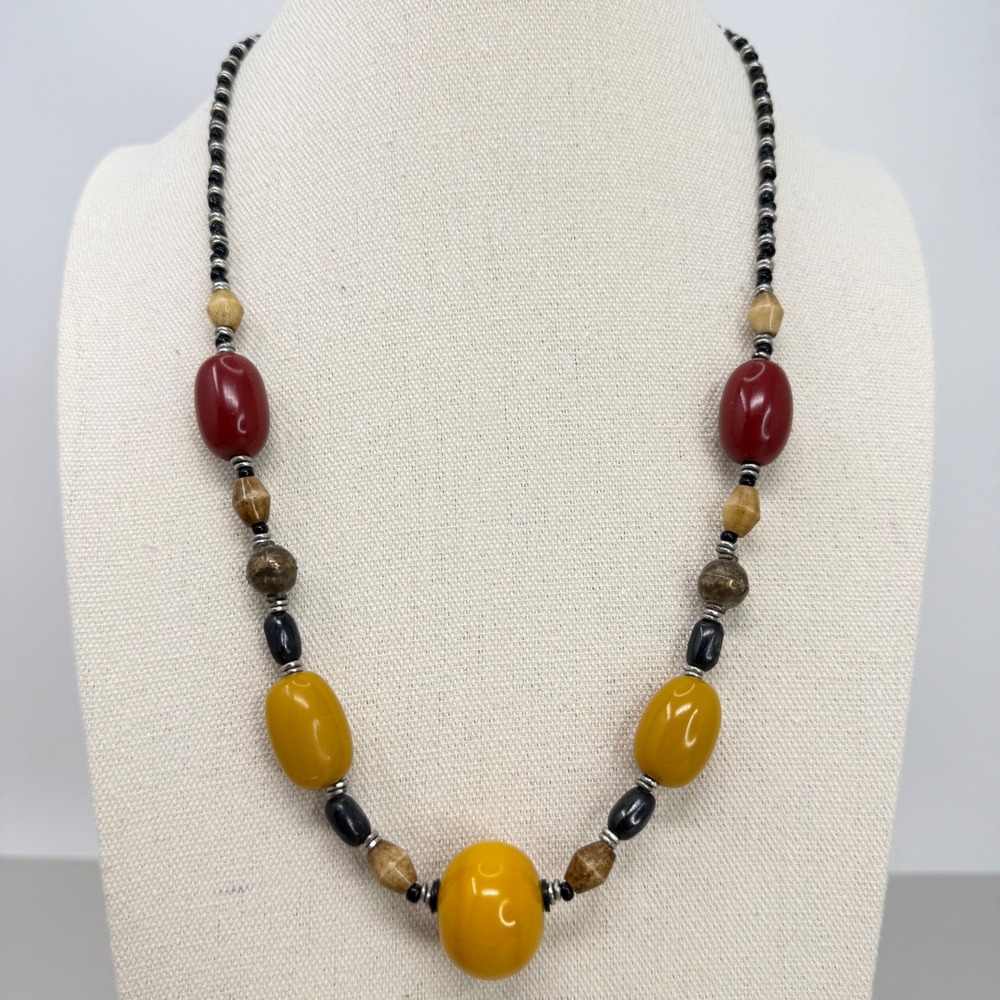 Chunky Multi Color Bead Necklace Yellow Red Black Boho Tribal Vintage Neutral‎